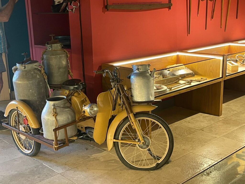 Antico mezzo di trasporto utilizzato per trasportare il latte